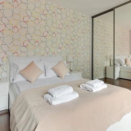 Garnizon & Free Parking By Downtown Apartment